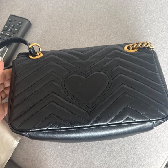 Gucci purse - Picture 2 of 4